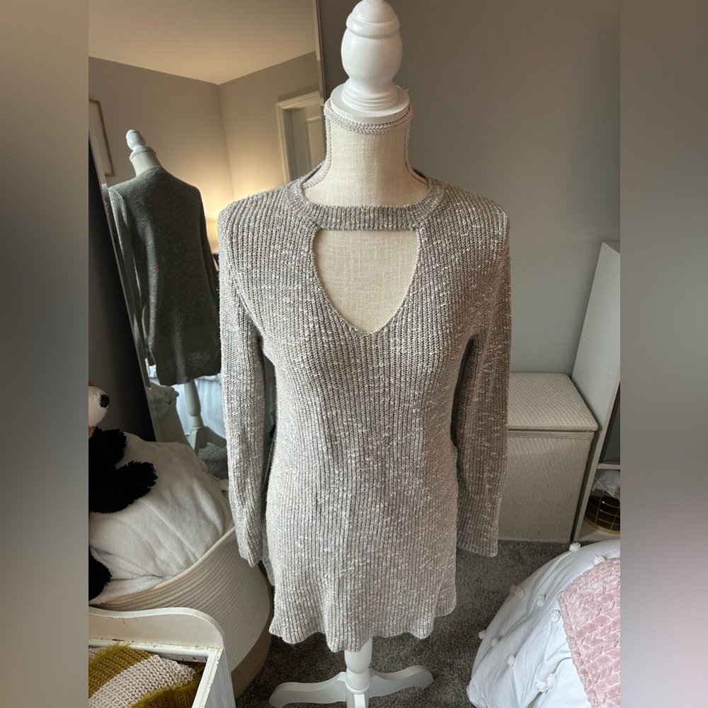 Women’s Medium Long Sweater
